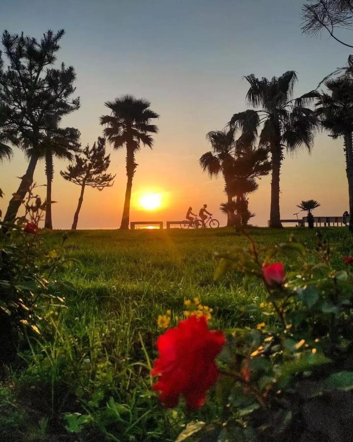 Orbi City Sea View - Special Category Aparthotel Μπατούμι Εξωτερικό φωτογραφία